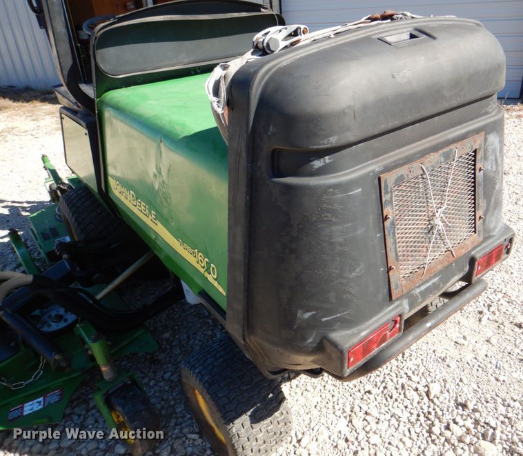 image for item DH7341 2003 John Deere 1600 Turbo  lawn mower