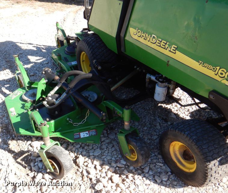 image for item DH7341 2003 John Deere 1600 Turbo  lawn mower