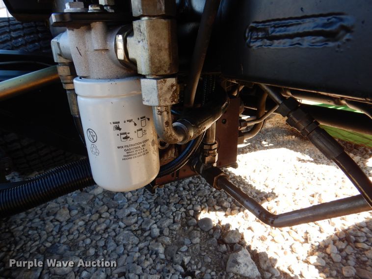 image for item DH7341 2003 John Deere 1600 Turbo  lawn mower