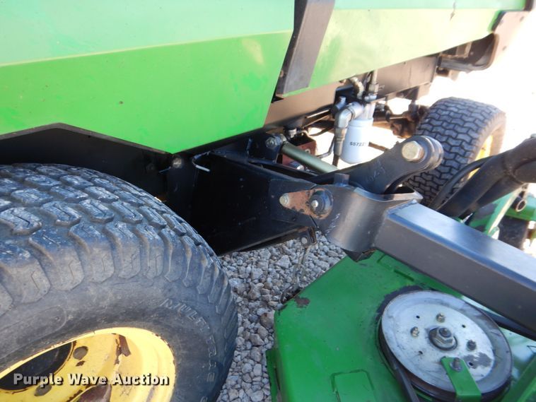 image for item DH7341 2003 John Deere 1600 Turbo  lawn mower