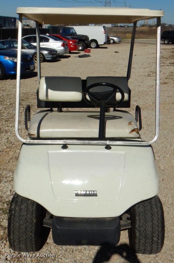 image for item DH7342 2002 Yamaha G16  golf cart