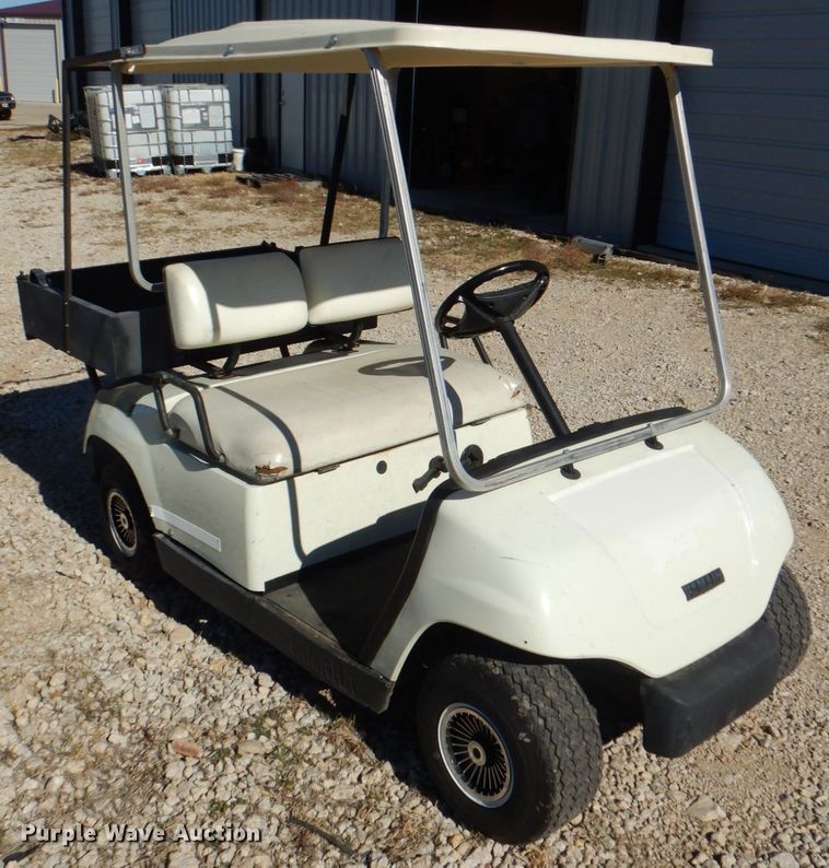 image for item DH7342 2002 Yamaha G16  golf cart