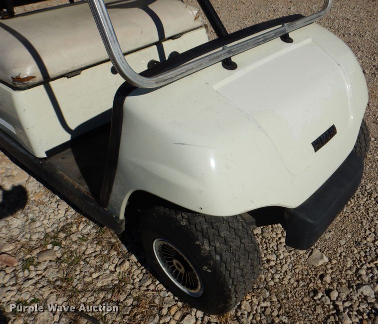 image for item DH7342 2002 Yamaha G16  golf cart