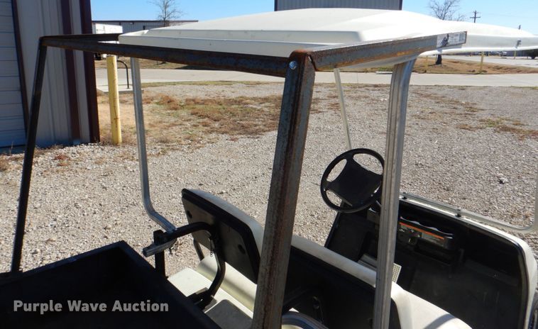 image for item DH7342 2002 Yamaha G16  golf cart