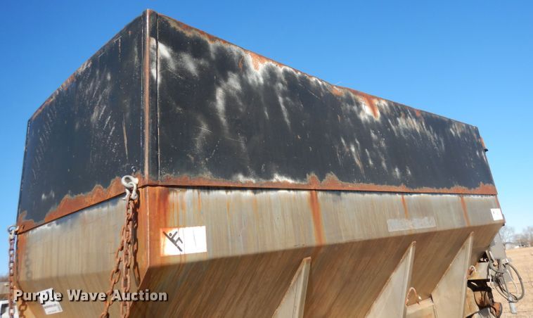 image for item DH8843 Monroe spreader