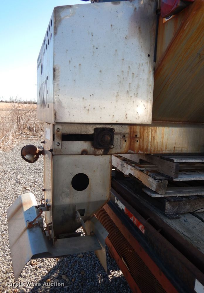 image for item DH8843 Monroe spreader