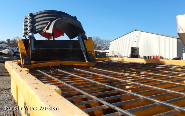 image for item DH8895 SnowEx spreader