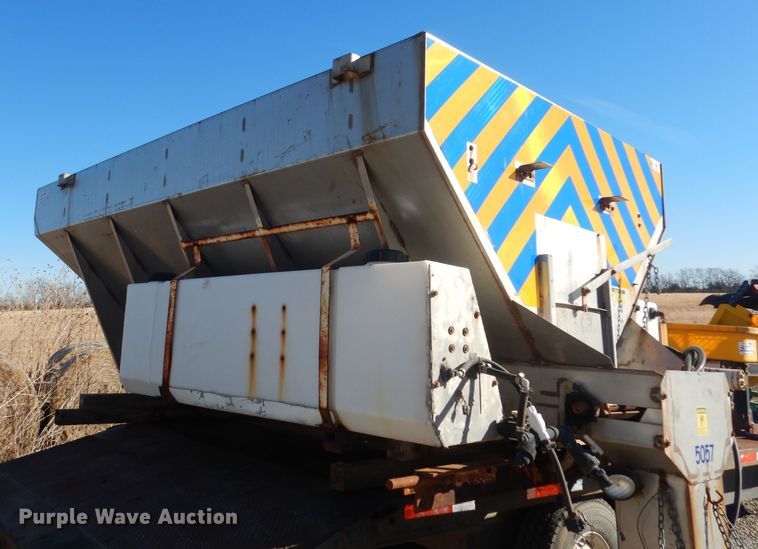 image for item DH8896 Flink spreader