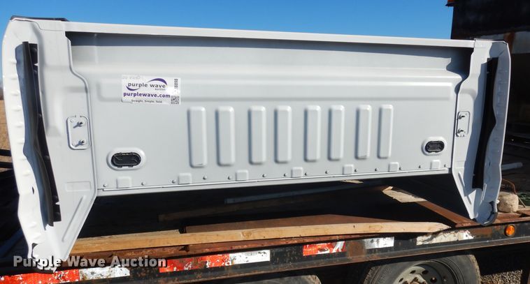 image for item DH8898 2022 Ford F250 Super Duty pickup truck bed