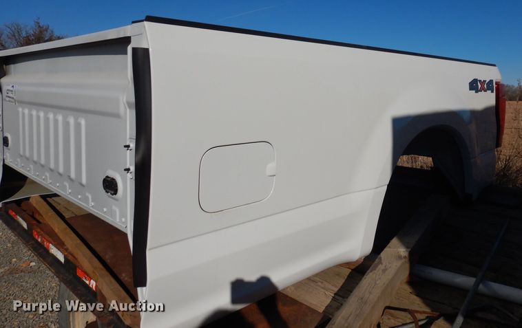 image for item DH8898 2022 Ford F250 Super Duty pickup truck bed