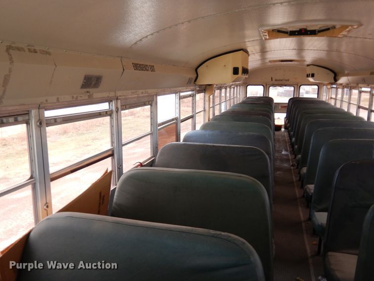image for item DI8687 2000 International 3800  Amtran school bus