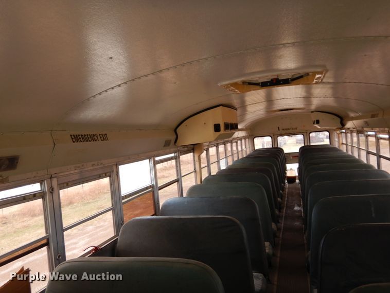 image for item DI8687 2000 International 3800  Amtran school bus