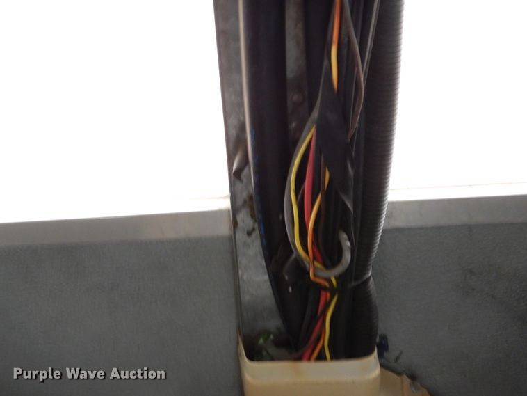 image for item DI8687 2000 International 3800  Amtran school bus