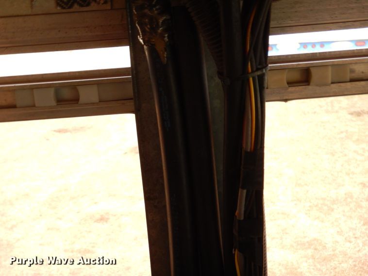 image for item DI8687 2000 International 3800  Amtran school bus