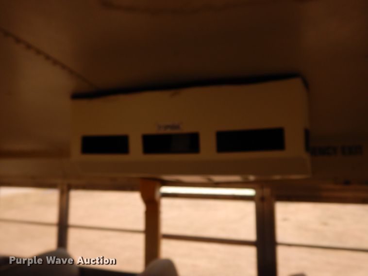 image for item DI8687 2000 International 3800  Amtran school bus