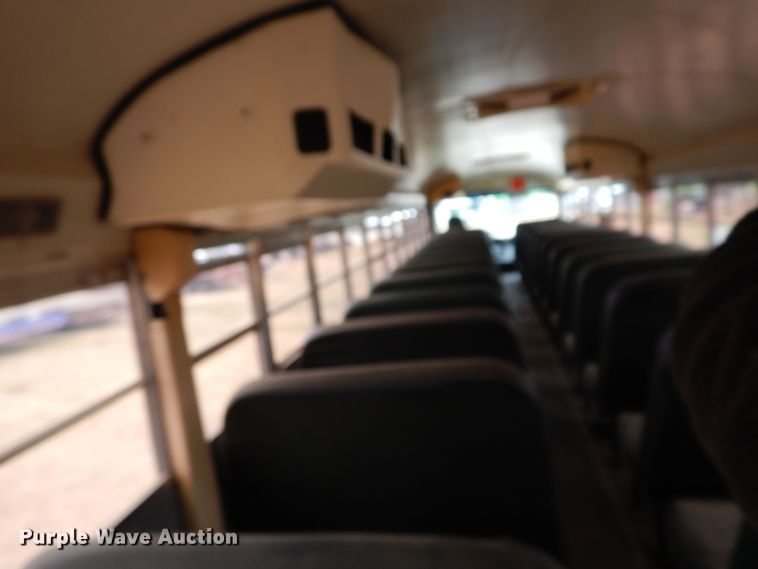 image for item DI8687 2000 International 3800  Amtran school bus
