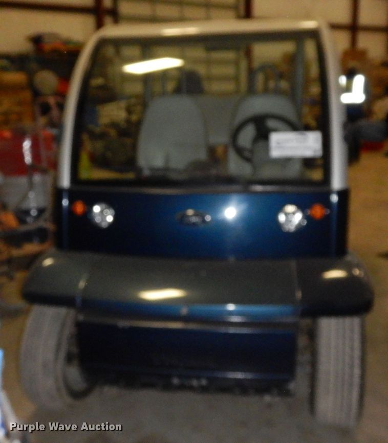 image for item DI8689 2002 Ford Think  golf cart