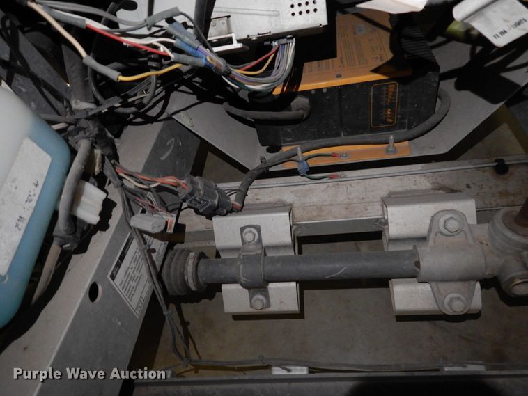 image for item DI8689 2002 Ford Think  golf cart