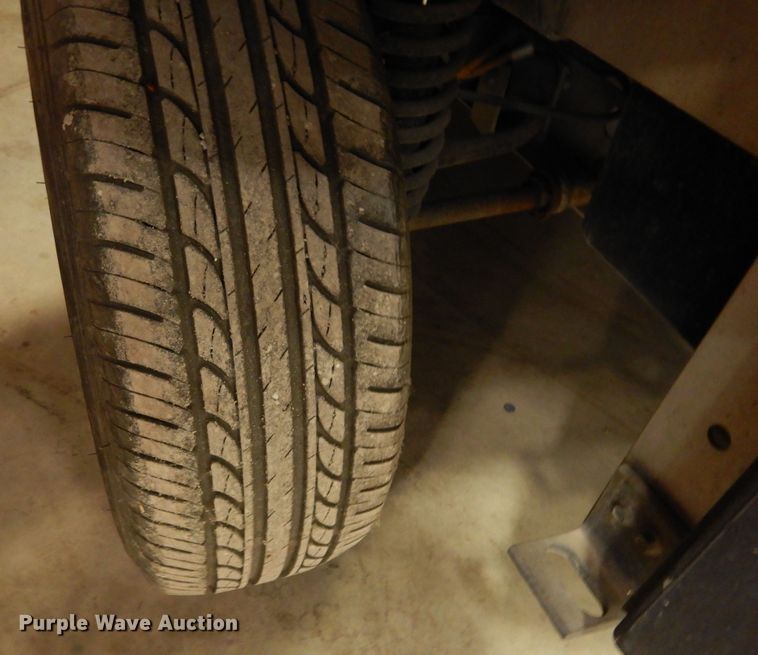 image for item DI8689 2002 Ford Think  golf cart