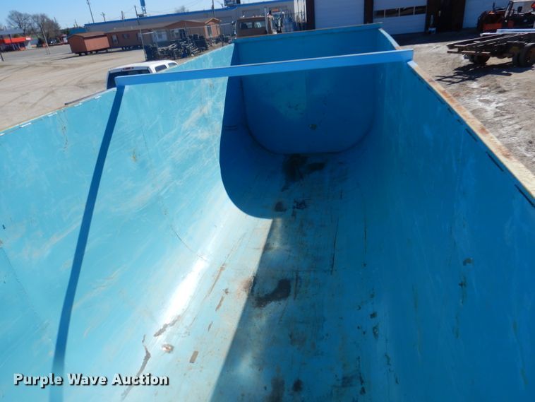 image for item DJ3813 Roll-off dumpster