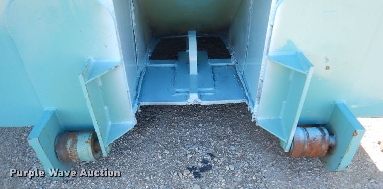 image for item DJ3813 Roll-off dumpster