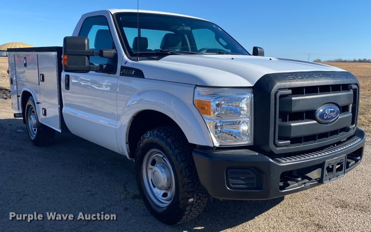 image for item DL6904 2015 Ford F250 Super Duty  utility bed pickup truck