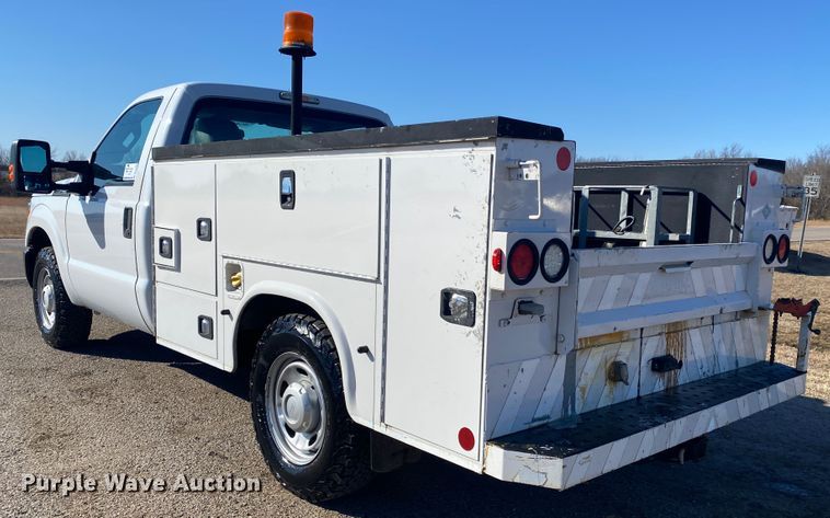 image for item DL6904 2015 Ford F250 Super Duty  utility bed pickup truck