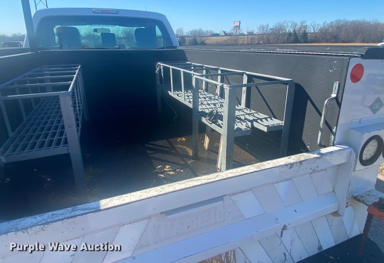 image for item DL6904 2015 Ford F250 Super Duty  utility bed pickup truck