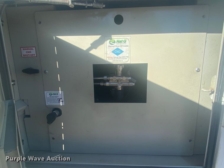 image for item DL6904 2015 Ford F250 Super Duty  utility bed pickup truck