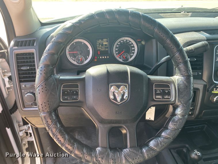 image for item DL6923 2013 Dodge Ram 5500  flatbed truck