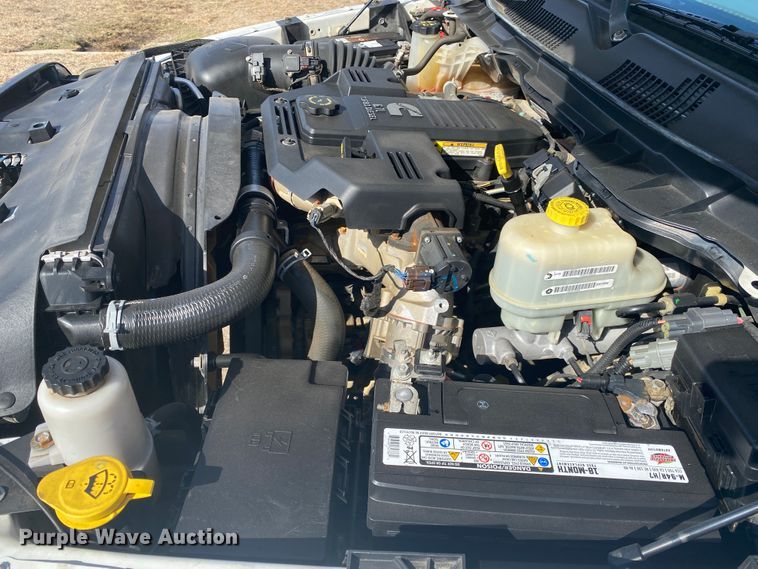 image for item DL6923 2013 Dodge Ram 5500  flatbed truck