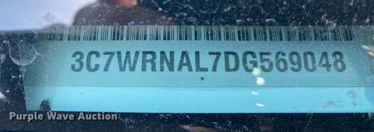 image for item DL6923 2013 Dodge Ram 5500  flatbed truck