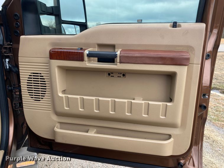 image for item DL6929 2011 Ford F250 Super Duty Lariat King Ranch  Crew Cab pickup truck