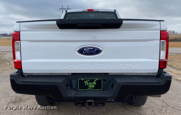 image for item DL6930 2018 Ford F250 Super Duty XL  Crew Cab pickup truck