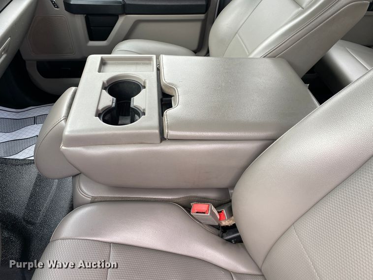 image for item DL6930 2018 Ford F250 Super Duty XL  Crew Cab pickup truck