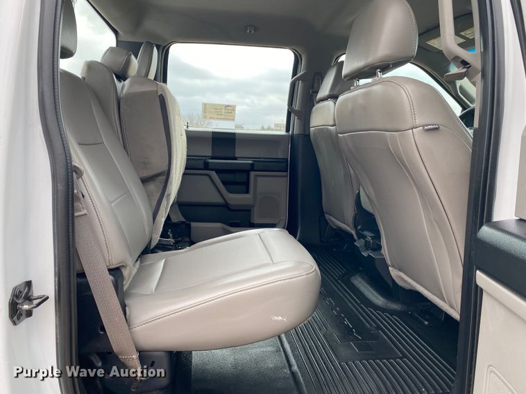 image for item DL6930 2018 Ford F250 Super Duty XL  Crew Cab pickup truck