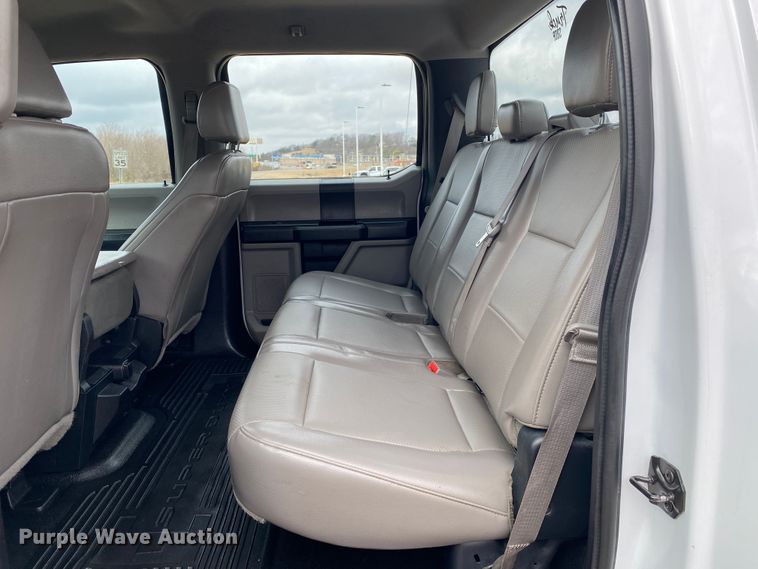 image for item DL6930 2018 Ford F250 Super Duty XL  Crew Cab pickup truck