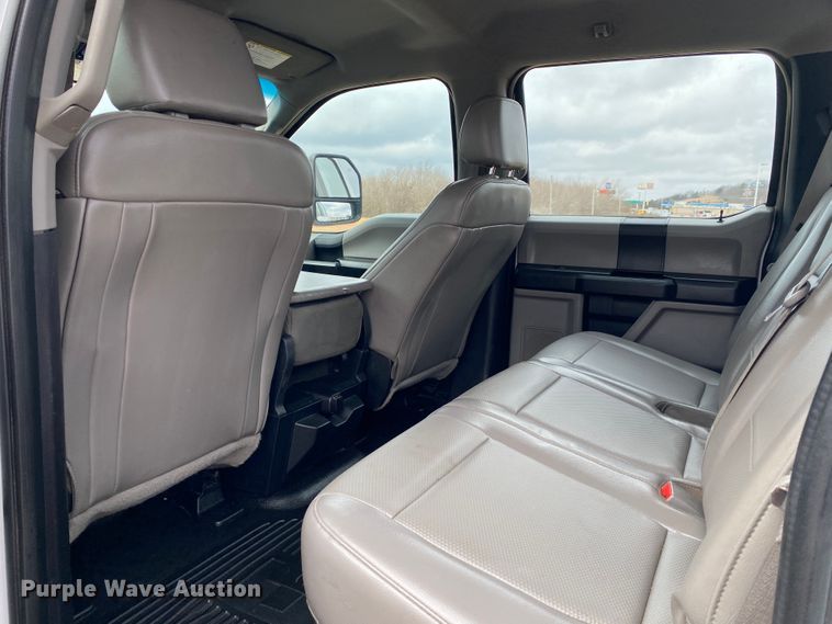 image for item DL6930 2018 Ford F250 Super Duty XL  Crew Cab pickup truck