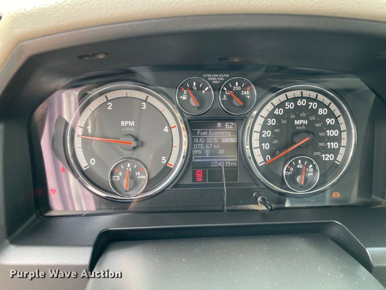 image for item DL6932 2011 Dodge Ram 5500  truck cab and chassis