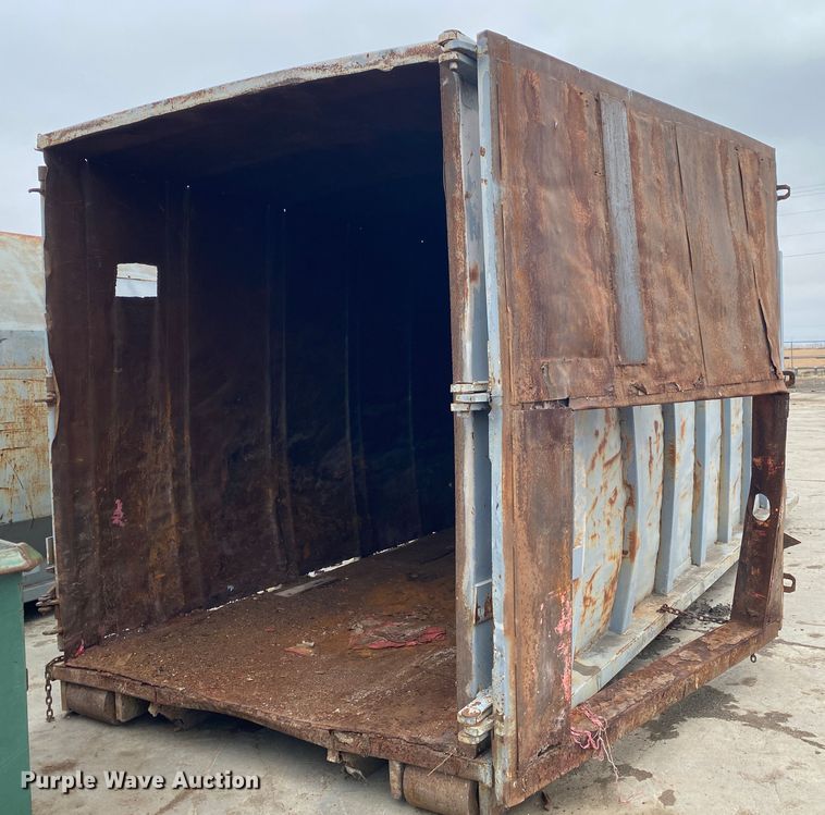 image for item DL6941 Roll-off compactor