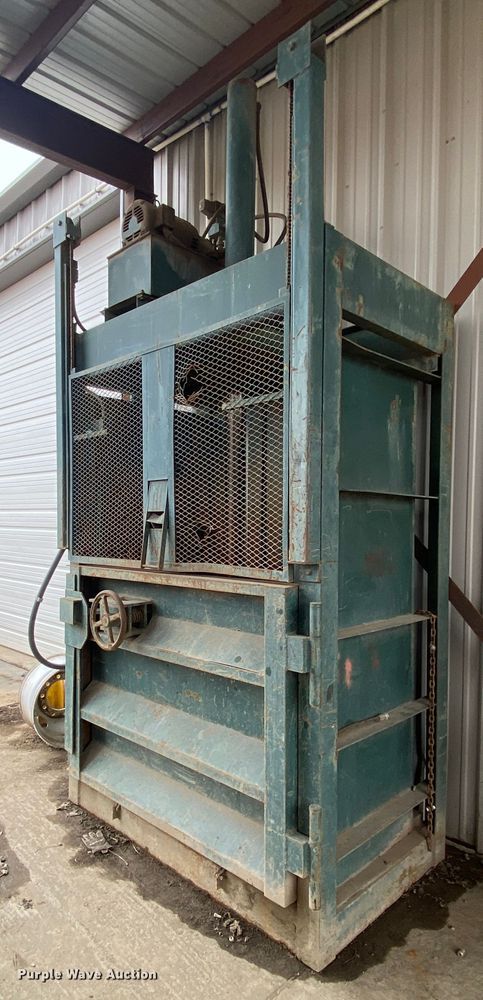 image for item DL6943 Load King  carboard baler