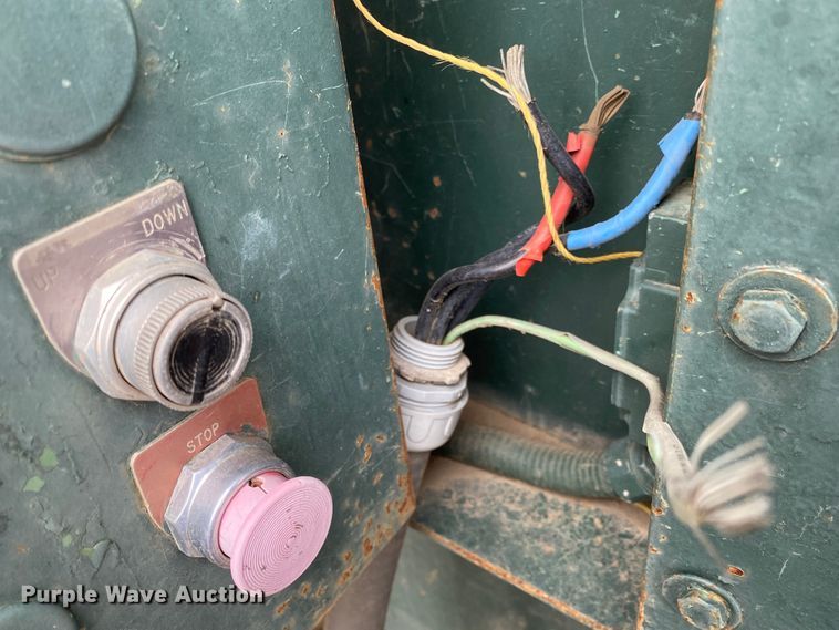 image for item DL6943 Load King  carboard baler