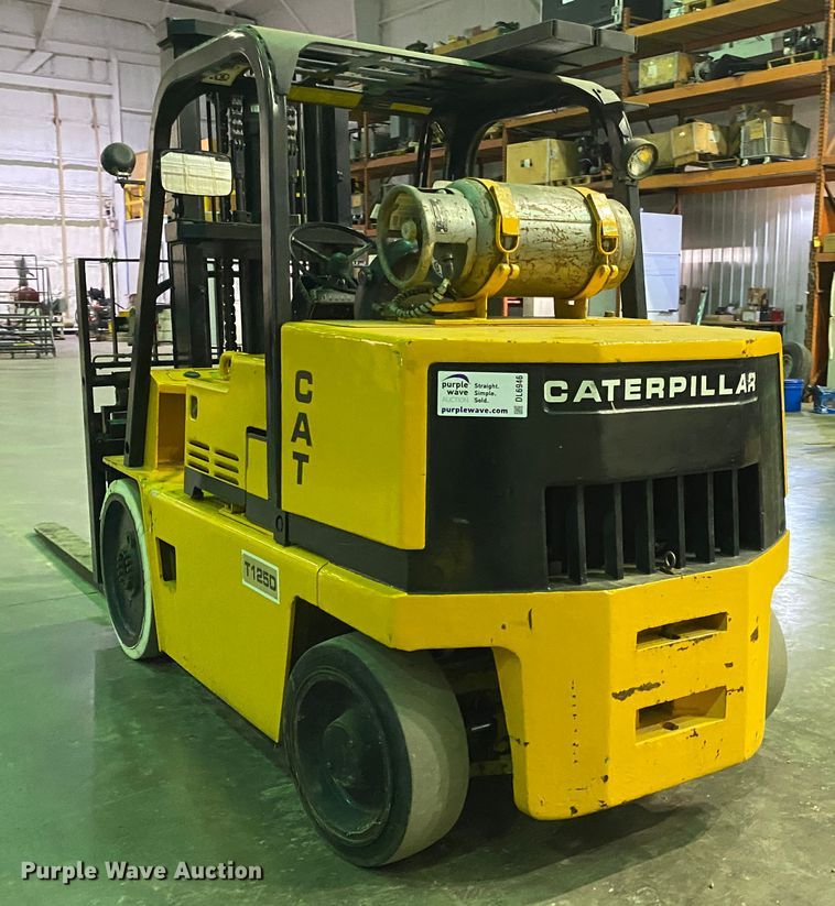image for item DL6946 1996 Caterpillar T125D  forklift