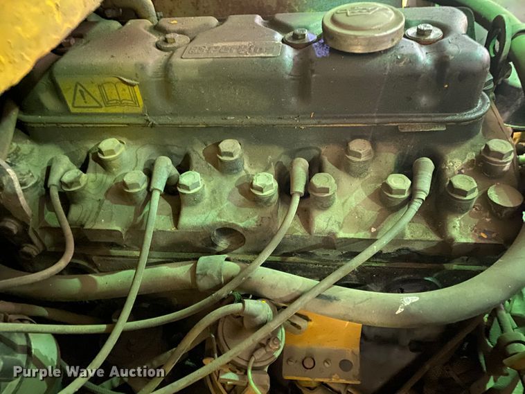 image for item DL6946 1996 Caterpillar T125D  forklift