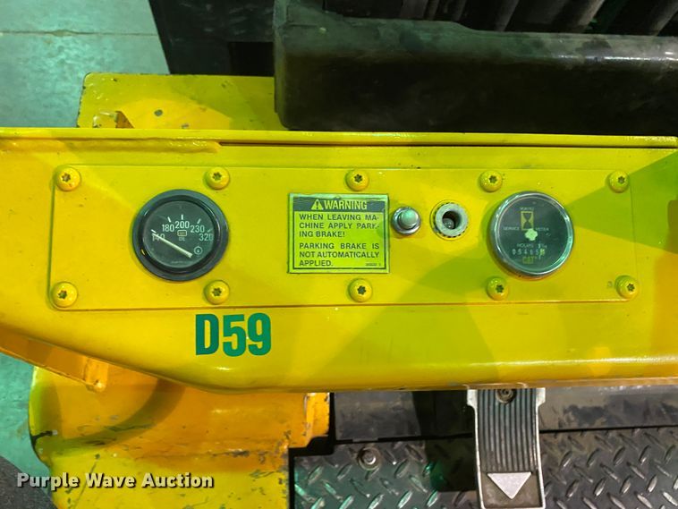 image for item DL6946 1996 Caterpillar T125D  forklift