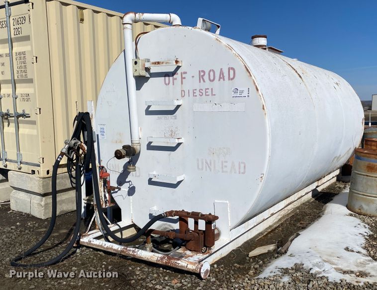 image for item DL6948 Fuel tank