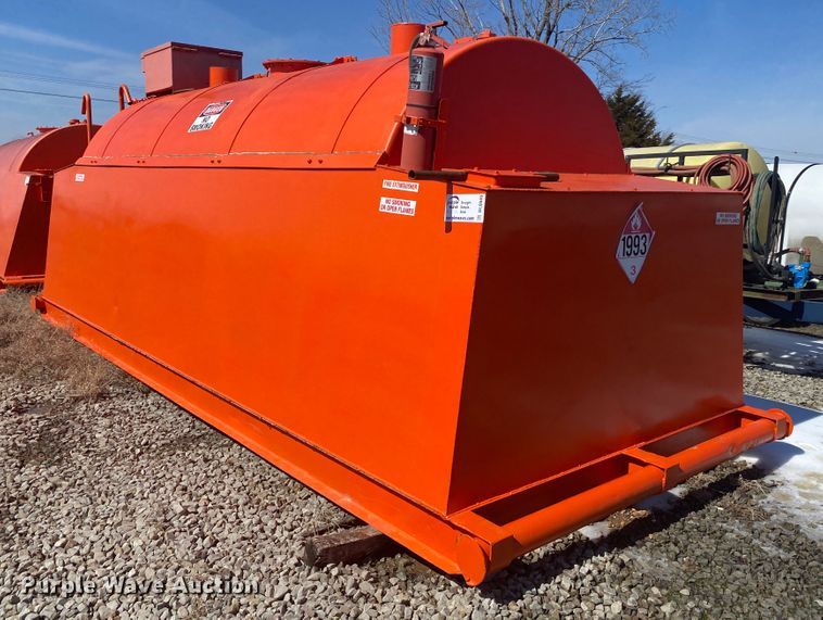 image for item DL6949 Fuel tank