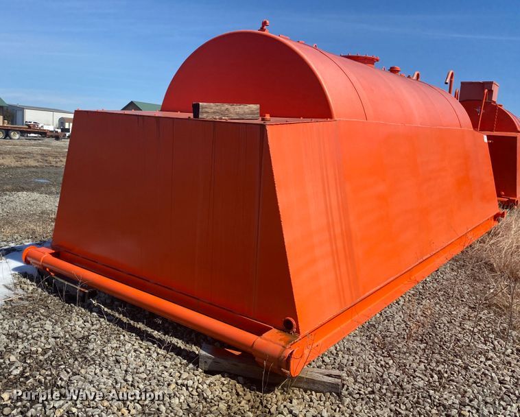 image for item DL6950 Fuel tank