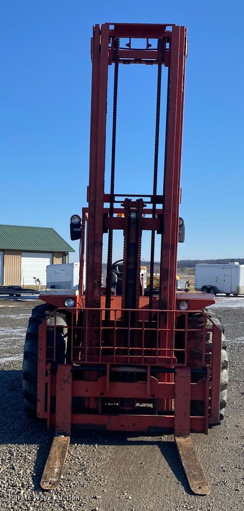 image for item DL6952 1983 Manitou T802TC  forklift