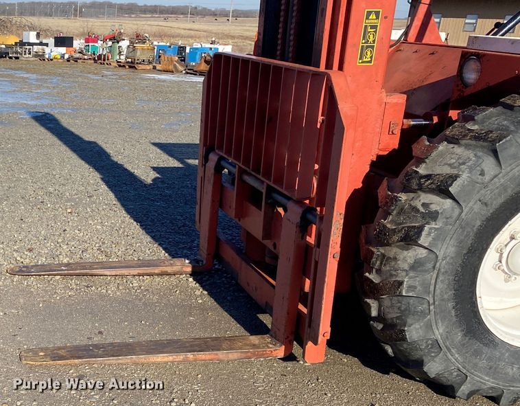 image for item DL6952 1983 Manitou T802TC  forklift